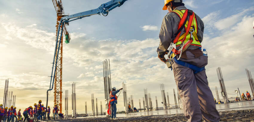 Construction site hazards and how to avoid them
