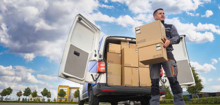The art of delivery: mastering essential courier skills