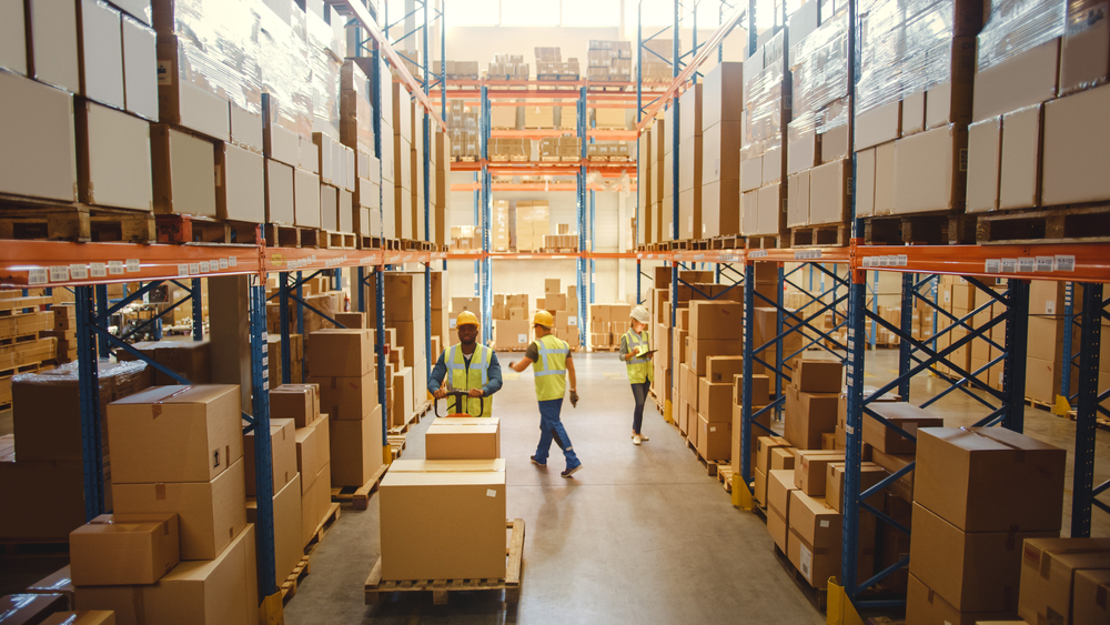 How To manage logistics risks